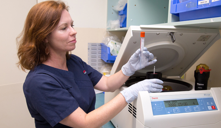 Nurse with centrifuge